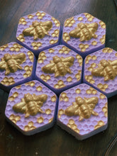 Load image into Gallery viewer, Sugar Box & Honey Jar Spell bath bombs