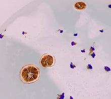 Load image into Gallery viewer, Mamita Gift Box