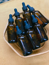 Load image into Gallery viewer, Daily Devotional Immunity Support Oil